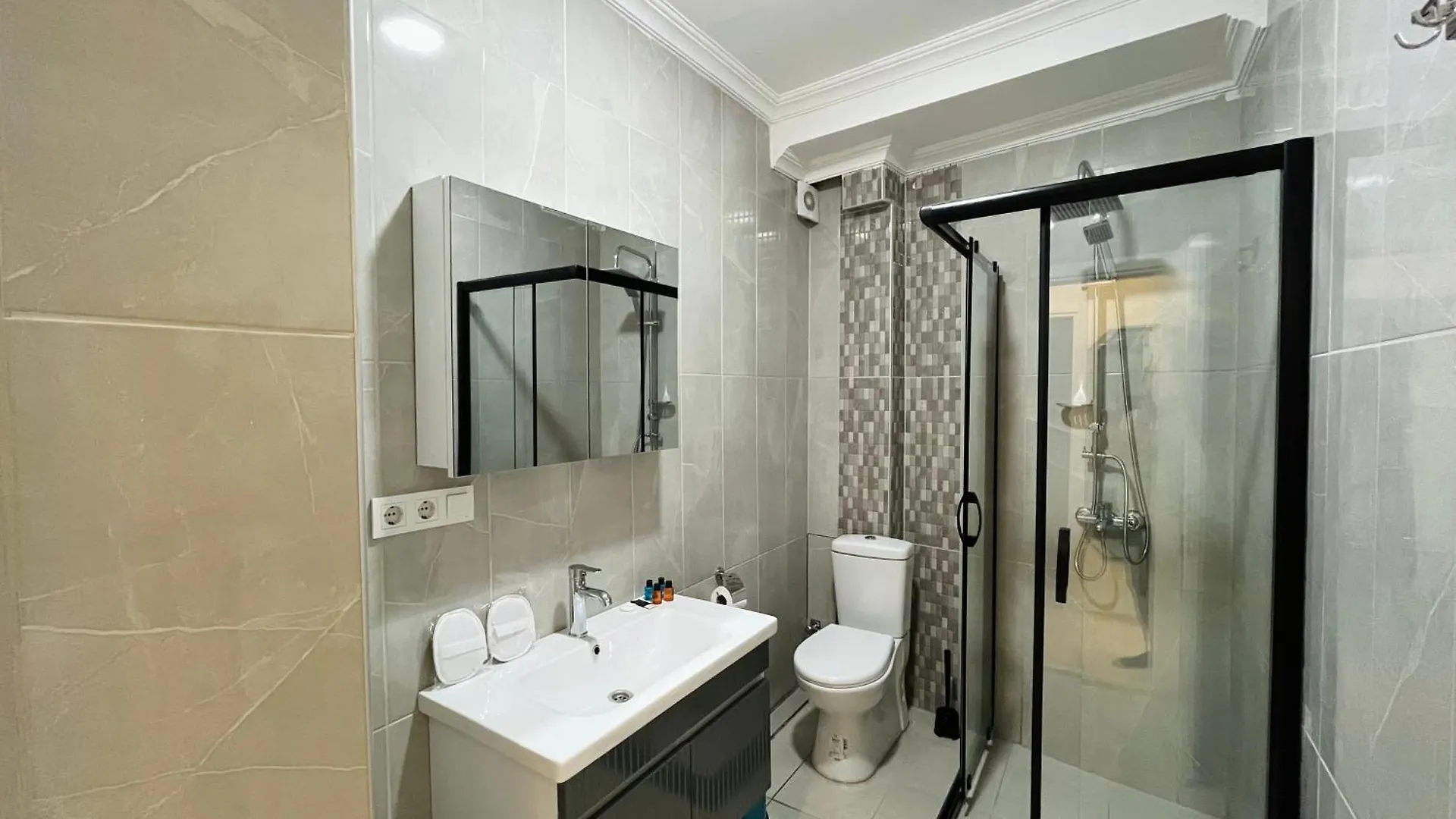 איסטמבול Westley Residence Taksim 2*,